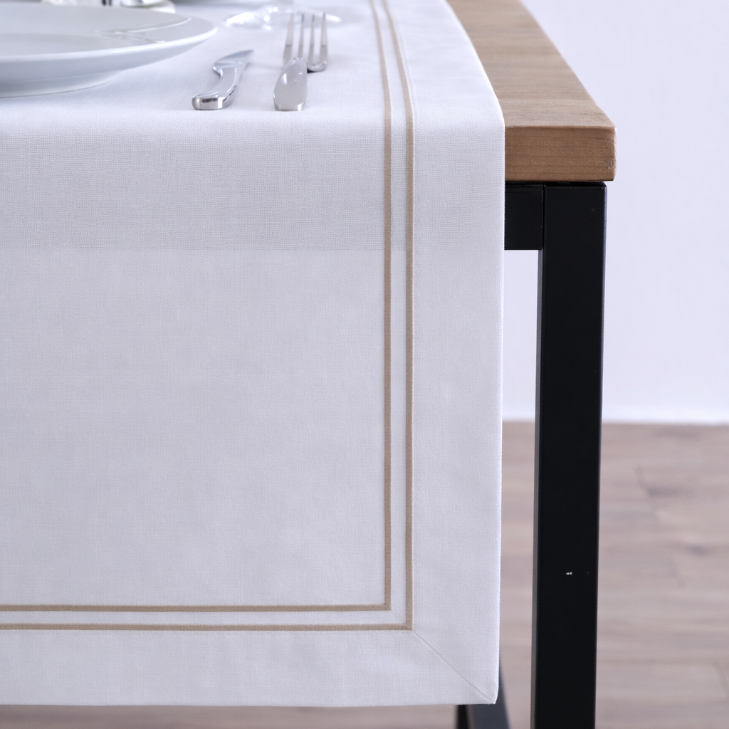 Noa Table Runner
