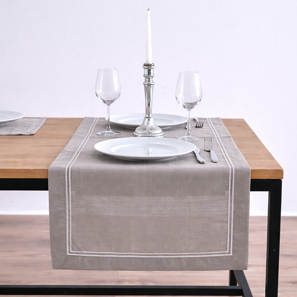 Noa Table Runner
